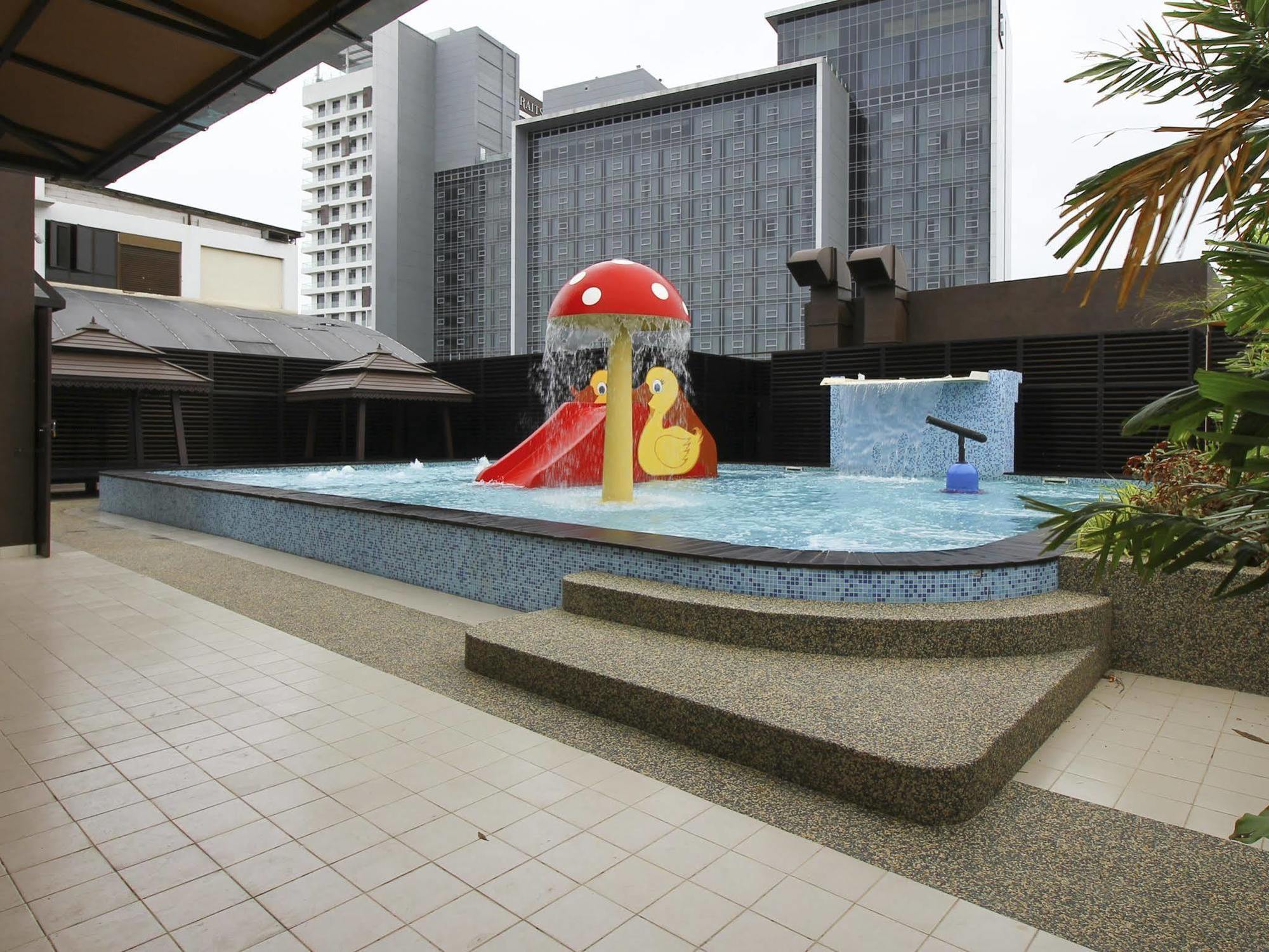 La Boss Hotel Malakka Dış mekan fotoğraf